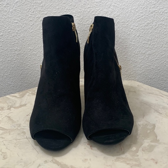 Open Toe Boots/Heels - Picture 1 of 5